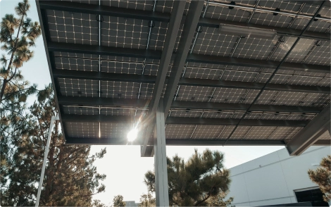 Toiture solaire aluminium à Rennes